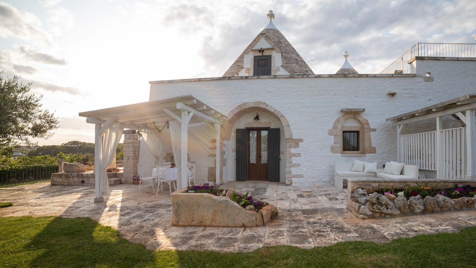 Trulli Angela Mandorlo 1