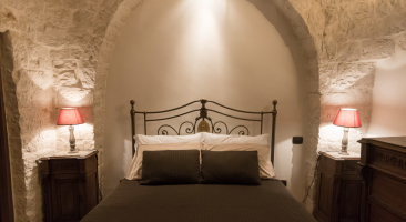 Trullo Mandorlo - Main bedroom