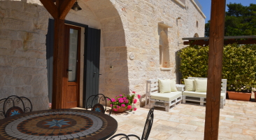 Trullo Mandorlo -