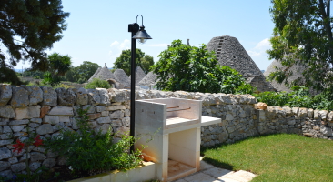 Trullo Mandorlo - BBQ area