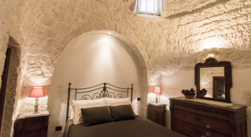 Trullo Mandorlo